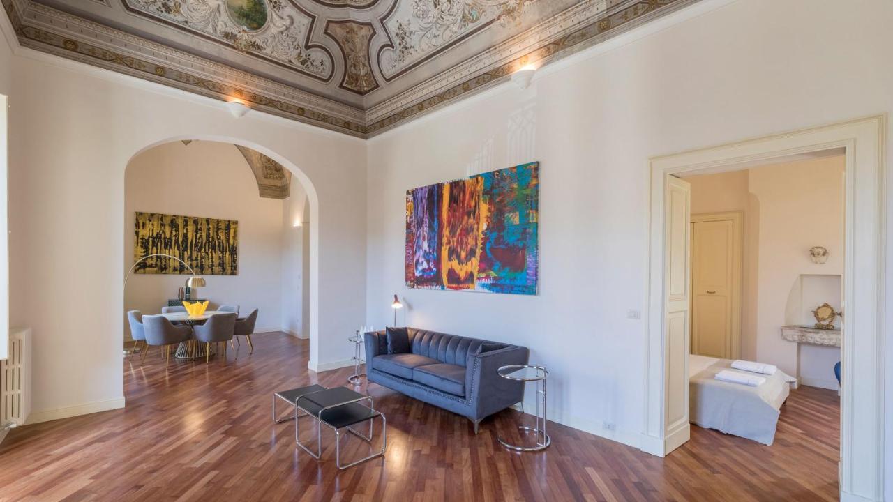 Palazzo Acquaviva - Il Giardino Sospeso Appartement Lecce Buitenkant foto